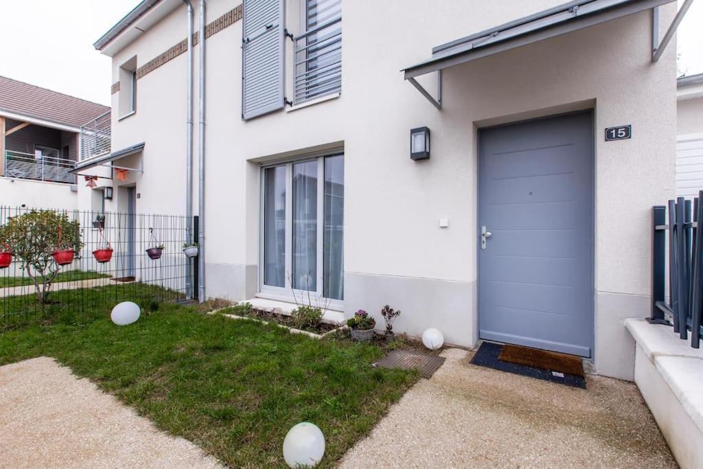 Apartamento Forest Chic : Maison San Marina Parmain Exterior foto